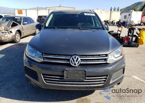 2014 Volkswagen Touareg V6 из США, поврежденный, VIN WVGEF9BP5ED012109